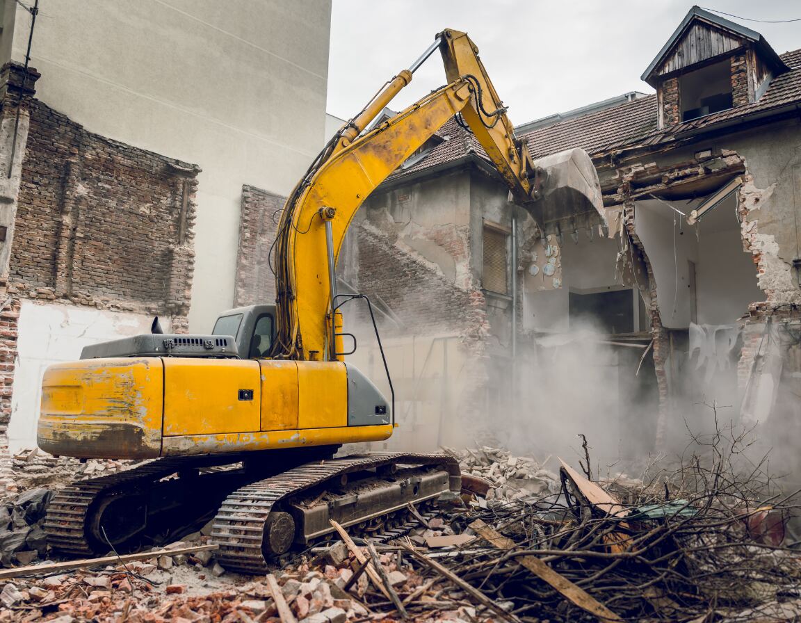 dustra-bau.at – Gebäudeabriss mit Vorab-Sanierung (Einfamilienhaus · Mödling)